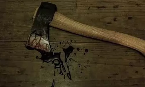 शिवपुरी में शराबी ने बेटे के सामने पत्नी की कुल्हाड़ी से हत्या की