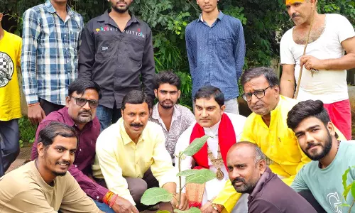 Rajasthan जनमंच ने किया नंद किशोर महाराज के सानिध्य में पौधारोपण, रखरखाव की ली जिम्मेदारी