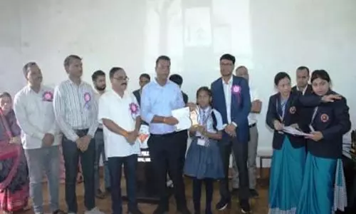 सफलता का कोई शॉर्टकट नहीं होता, ईमानदार मेहनत से मिलता है सफलता: कलेक्टर डॉ कन्नौजे