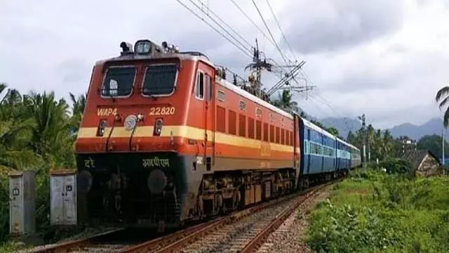 AP: दक्षिण तटीय रेलवे का क्षेत्रीय कार्यालय अक्टूबर तक शुरू हो जाएगा AP: दक्षिण तटीय रेलवे का क्षेत्रीय कार्यालय अक्टूबर तक शुरू हो जाएगा