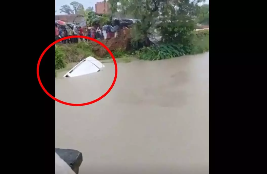 11 लोगों की मौत, नहर में गिरी बोलेरो, ऐसे हुआ बड़ा हादसा 11 लोगों की मौत, नहर में गिरी बोलेरो, ऐसे हुआ बड़ा हादसा