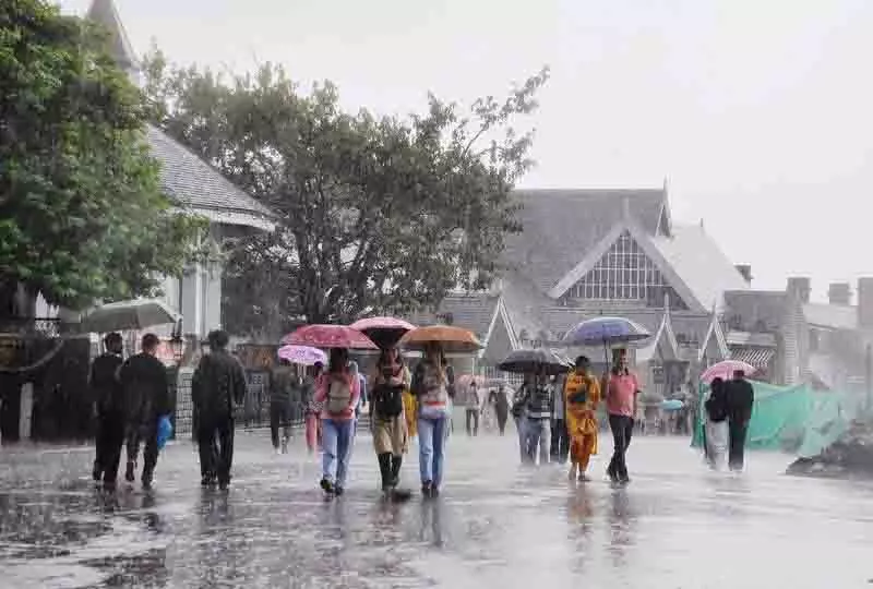 IMD ने सितंबर तक हिमाचल में सामान्य से अधिक बारिश की भविष्यवाणी की IMD ने सितंबर तक हिमाचल में सामान्य से अधिक बारिश की भविष्यवाणी की