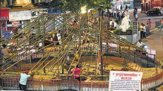 पहली पहल फेल, बीएमसी ने दादर कबूतरखाना अब प्लास्टिक से कवर किया पहली पहल फेल, बीएमसी ने दादर कबूतरखाना अब प्लास्टिक से कवर किया