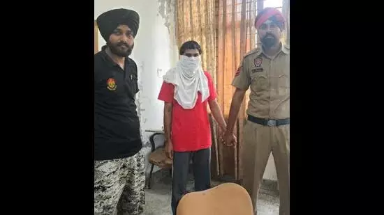 अबोहर कारोबारी हत्या के आरोपी पर महाराष्ट्र से प्रोडक्शन वारंट जारी अबोहर कारोबारी हत्या के आरोपी पर महाराष्ट्र से प्रोडक्शन वारंट जारी