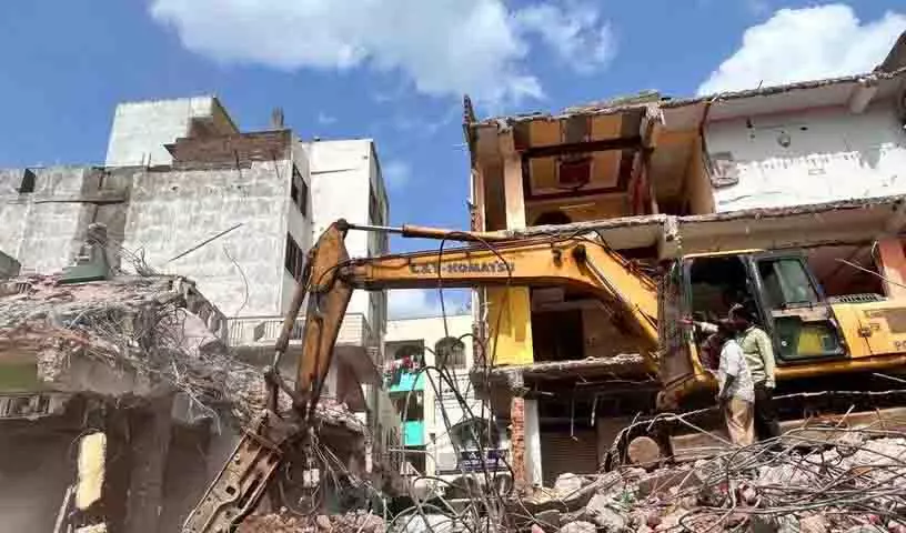 Hyderabad के पुराने शहर में मेट्रो कॉरिडोर के काम में तेजी आई, पुनर्डिजाइन से संपत्ति पर प्रभाव कम हुआ Hyderabad के पुराने शहर में मेट्रो कॉरिडोर के काम में तेजी आई, पुनर्डिजाइन से संपत्ति पर प्रभाव कम हुआ