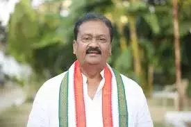Telangana: शब्बीर ने सभी पात्र लोगों के लिए राशन कार्ड का आश्वासन दिया Telangana: शब्बीर ने सभी पात्र लोगों के लिए राशन कार्ड का आश्वासन दिया