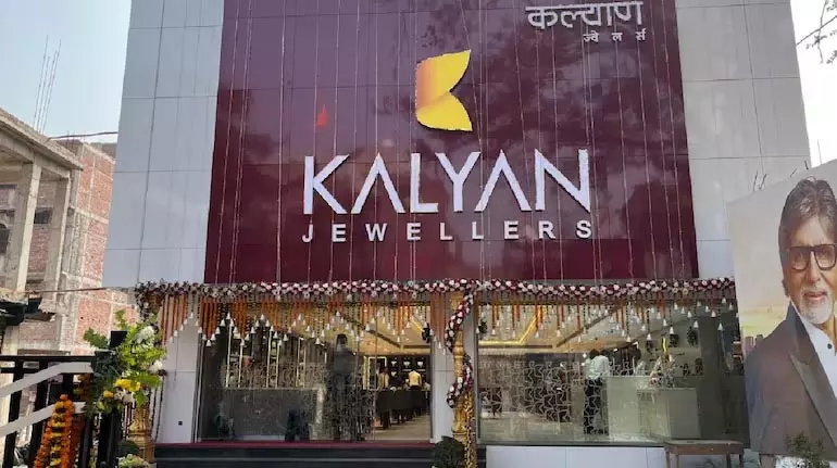 Kalyan Jewellers कर्ज कम करने के लिए फ्रैंचाइज़ी मॉडल के जरिए विस्तार पर विचार Kalyan Jewellers कर्ज कम करने के लिए फ्रैंचाइज़ी मॉडल के जरिए विस्तार पर विचार