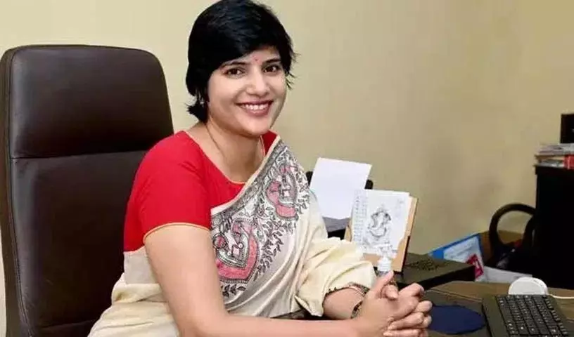 BRS ने हैदराबाद कलेक्टर हरिचंदन के खिलाफ मुख्य सचिव से शिकायत दर्ज कराई BRS ने हैदराबाद कलेक्टर हरिचंदन के खिलाफ मुख्य सचिव से शिकायत दर्ज कराई