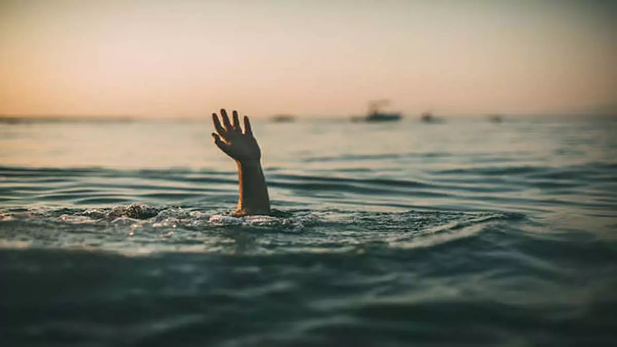 अरुणाचल प्रदेश: मछली पकड़ते समय योमगो नदी में डूबा व्यक्ति अरुणाचल प्रदेश: मछली पकड़ते समय योमगो नदी में डूबा व्यक्ति