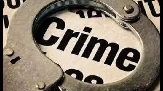UP: बरेली में चोर समझकर नेपाली महिला की बेरहमी से पिटाई, 4 गिरफ्तार UP: बरेली में चोर समझकर नेपाली महिला की बेरहमी से पिटाई, 4 गिरफ्तार