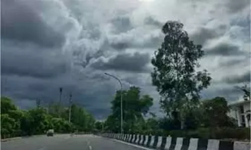 Jammu-Kashmir: कल से भारी बारिश की चेतावनी, पांच जिलों में ऑरेंज अलर्ट Jammu-Kashmir: कल से भारी बारिश की चेतावनी, पांच जिलों में ऑरेंज अलर्ट