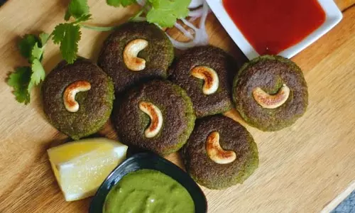 Recipe: घर पर बनाएं स्वादिष्ट हरा भरा कबाब Recipe: घर पर बनाएं स्वादिष्ट हरा भरा कबाब