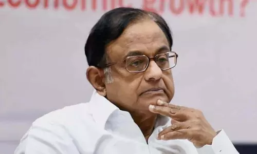 तमिलनाडु के 6.5 लाख प्रवासी मजदूर वोटर लिस्ट में जुड़े, भड़के चिदंबरम, चुनाव आयोग पर लगाए गंभीर आरोप