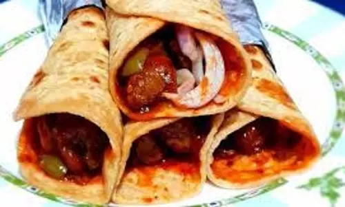 Soya Chilli Roll Recipe :आज ही घर पर ट्राई करें ये टेस्टी डिश