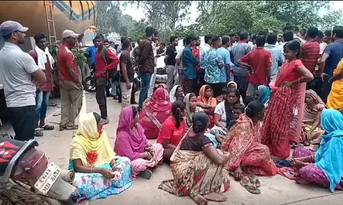 नेशनल हाईवे में ट्रक ने कुचला, 2 युवकों की मौत
