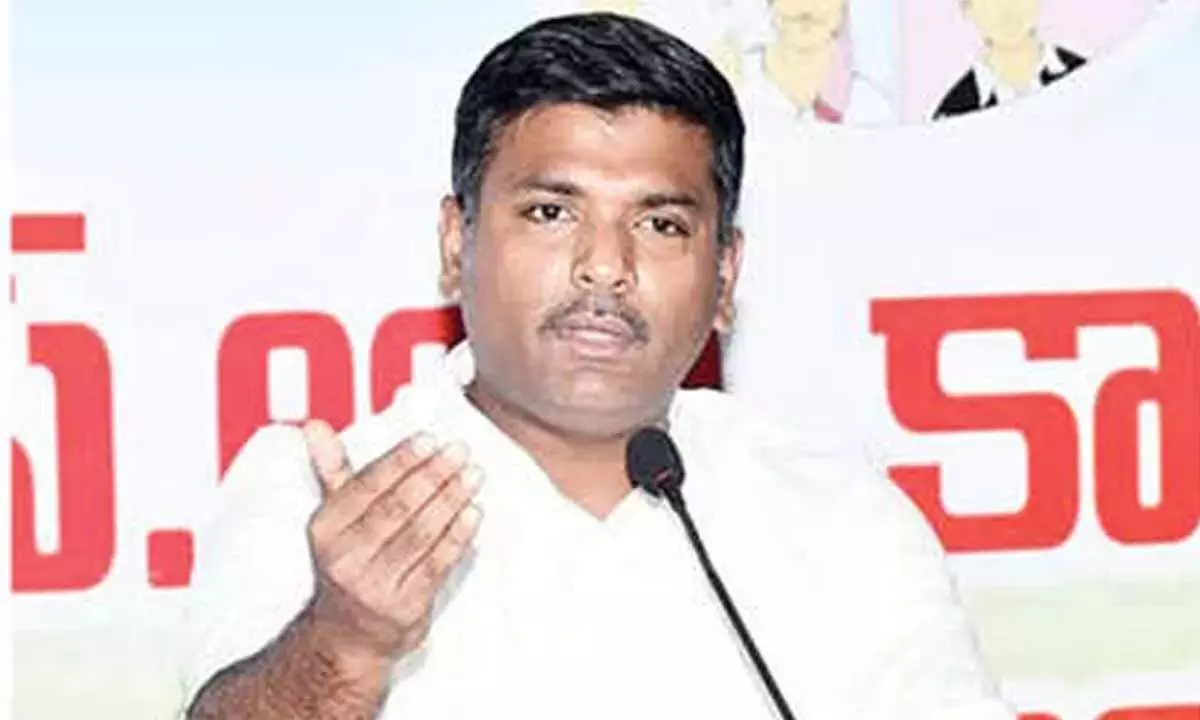 नायडू और उनके बेटे की सिंगापुर यात्रा का कोई ठोस नतीजा नहीं निकला: अमरनाथ