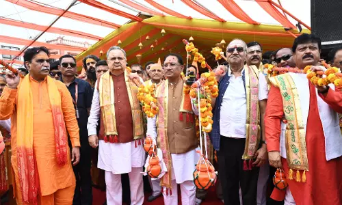 विशाल कांवड़ यात्रा में शामिल हुए सांसद बृजमोहन अग्रवाल