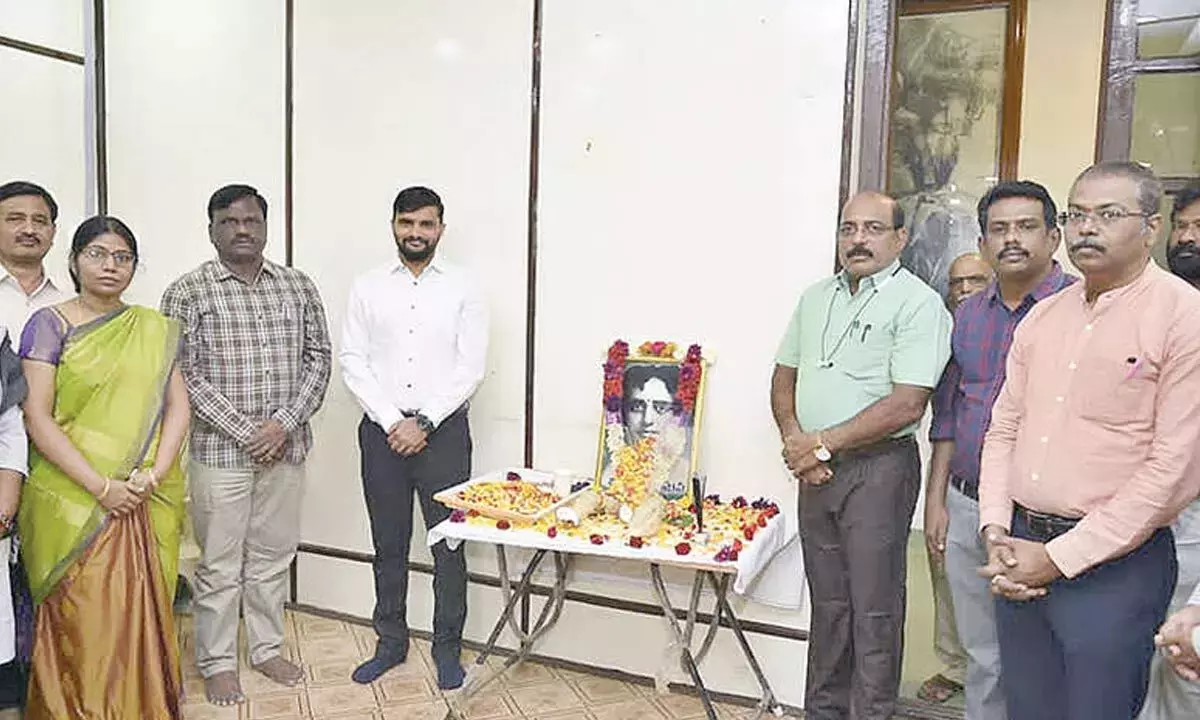 Andhra: बेल्लारी में रंगमंच राघव की 145वीं जयंती मनाई गई