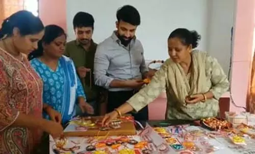 देशभर में बढ़ रही स्वयं सहायता समूह की महिलाओं की स्पेशल राखियों की डिमांड