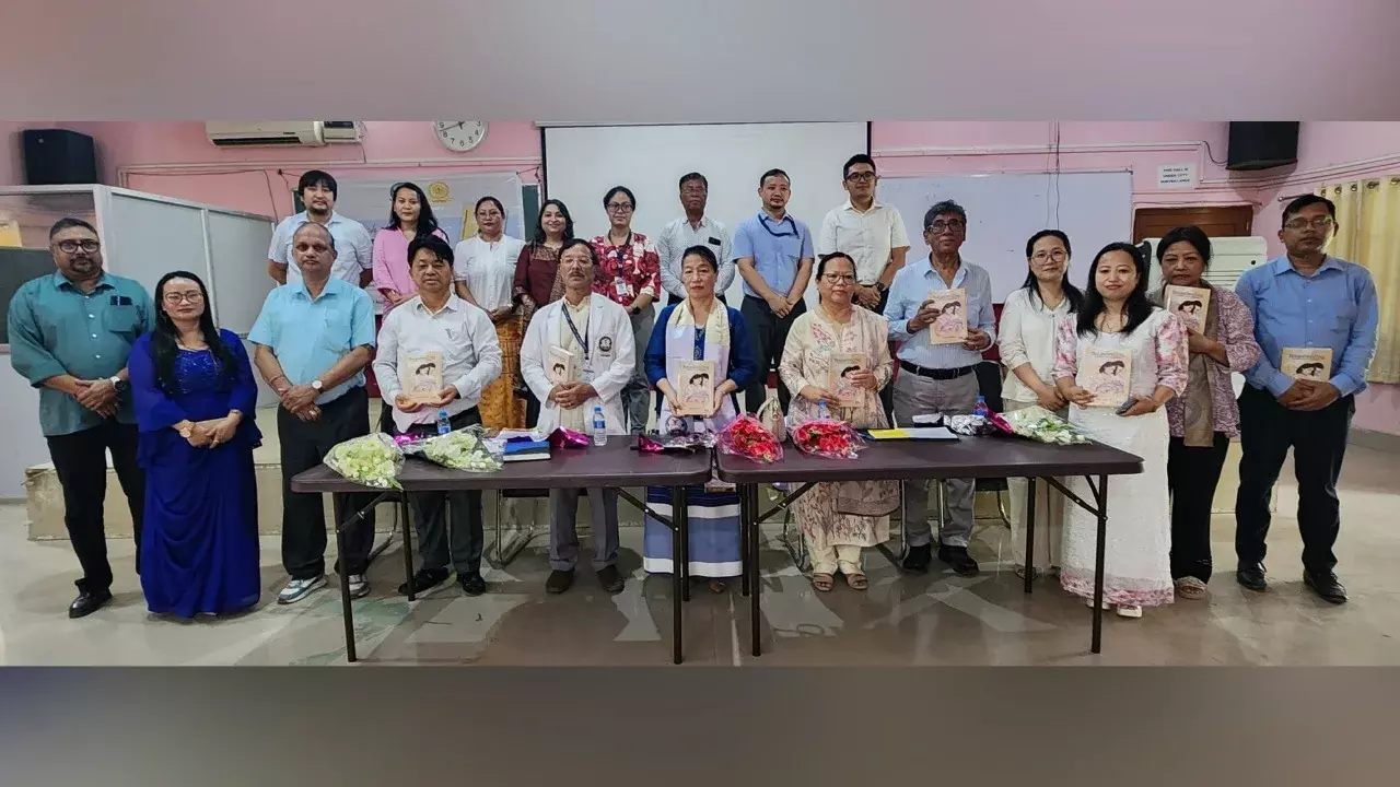 विश्व स्तनपान सप्ताह के उपलक्ष्य में TRIHMS में स्तनपान पर पुस्तक का विमोचन