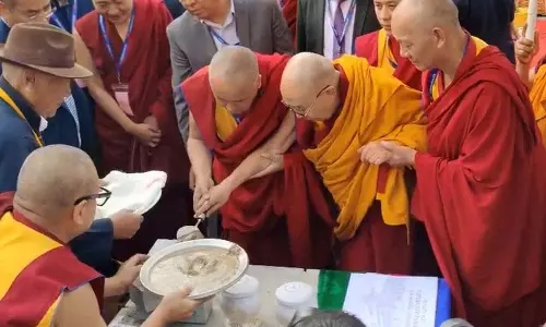 दलाई लामा ने Ladakh में नए चौखांग विहार मठ की आधारशिला रखी