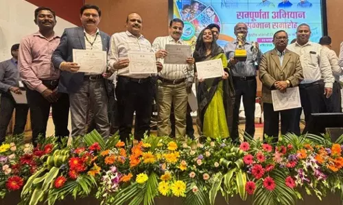 महासमुंद जिले को कांस्य और पिथौरा विकासखंड को रजत मेडल से किया गया सम्मानित महासमुंद जिले को कांस्य और पिथौरा विकासखंड को रजत मेडल से किया गया सम्मानित