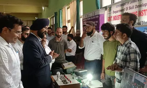 J&K के सभी जिलों में युवा उद्यमिता मेला शुरू