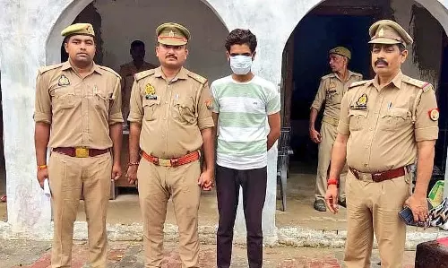 UP : उत्पीड़न और जबरन धर्म परिवर्तन के आरोप में छात्रा गिरफ्तार