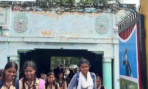 Ludhiana: जिले में 76 स्कूल असुरक्षित घोषित, छात्रों और कर्मचारियों पर मंडरा रहा खतरा Ludhiana: जिले में 76 स्कूल असुरक्षित घोषित, छात्रों और कर्मचारियों पर मंडरा रहा खतरा