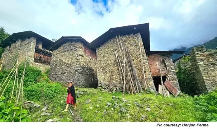 Arunachal: मिर्बा एक विरासत गांव के रूप में उभर रहा है Arunachal: मिर्बा एक विरासत गांव के रूप में उभर रहा है