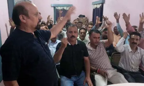 जल शक्ति कर्मचारियों का बकाया वेतन जारी किया जाए: Som Nath