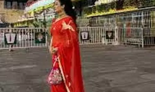 तिरुपति मंदिर में जन्मदिन की विशेष पूजा के लिए पहुंचीं शालिनी पासी