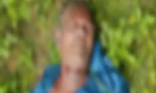 खारुन नदी किनारे अधेड़ की लाश मिलने से सनसनी, दो दिन पहले निकला था घर से