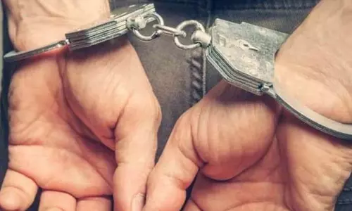 डौण्डी में वन विभाग की बड़ी कार्रवाई: तीन शिकारी गिरफ्तार डौण्डी में वन विभाग की बड़ी कार्रवाई: तीन शिकारी गिरफ्तार