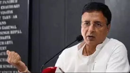 कलेक्टर दरों में भारी बढ़ोतरी पर सुरजेवाला का हरियाणा सरकार पर हमला कलेक्टर दरों में भारी बढ़ोतरी पर सुरजेवाला का हरियाणा सरकार पर हमला
