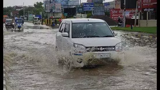 उत्तर प्रदेश में और अधिक बारिश की आशंका, रेड और ऑरेंज अलर्ट जारी उत्तर प्रदेश में और अधिक बारिश की आशंका, रेड और ऑरेंज अलर्ट जारी