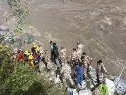 Uttarakhand : पहाड़ों में आज भी भारी बारिश की चेतावनी Uttarakhand : पहाड़ों में आज भी भारी बारिश की चेतावनी