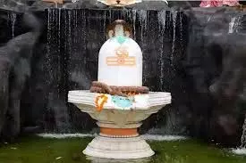 Sawan Somwar: आज है सावन का आखिरी सोमवार, भक्तों की सभी मनोकामनाएं होंगी पूरी Sawan Somwar: आज है सावन का आखिरी सोमवार, भक्तों की सभी मनोकामनाएं होंगी पूरी