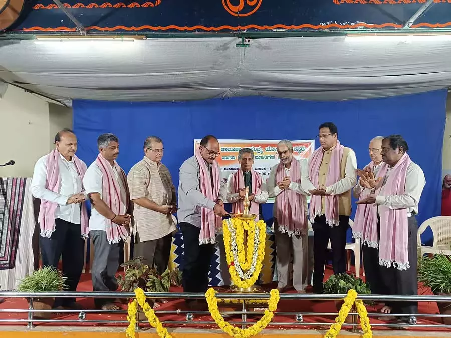 सिद्धपुरा, स्वतंत्रता संग्राम की कहानी वाली भूमि: Shivanand Kalave सिद्धपुरा, स्वतंत्रता संग्राम की कहानी वाली भूमि: Shivanand Kalave