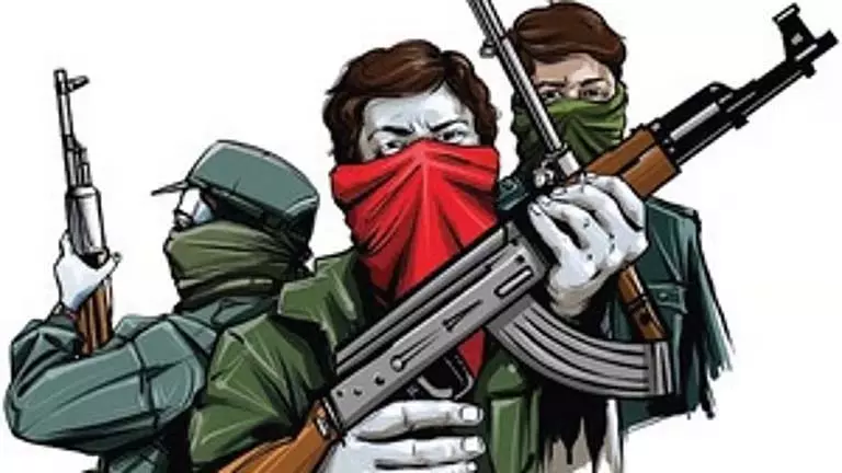 Odisha-झारखंड सीमा पर सिलसिलेवार विस्फोट, पुलिस को माओवादियों का हाथ होने का संदेह Odisha-झारखंड सीमा पर सिलसिलेवार विस्फोट, पुलिस को माओवादियों का हाथ होने का संदेह
