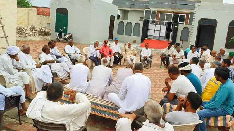 Haryana : फतेहाबाद गांव में जैविक खेती का प्रशिक्षण शुरू Haryana : फतेहाबाद गांव में जैविक खेती का प्रशिक्षण शुरू