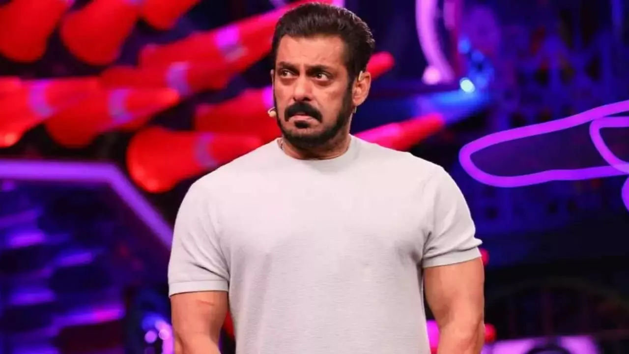 Bigg Boss 19 के प्रतियोगी प्रीमियर पर दो समूहों में विभाजित होंगे? Bigg Boss 19 के प्रतियोगी प्रीमियर पर दो समूहों में विभाजित होंगे?
