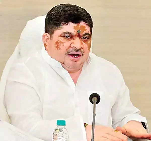 हम किसानों के अधिकारों की रक्षा करेंगे: Minister Ponnam हम किसानों के अधिकारों की रक्षा करेंगे: Minister Ponnam