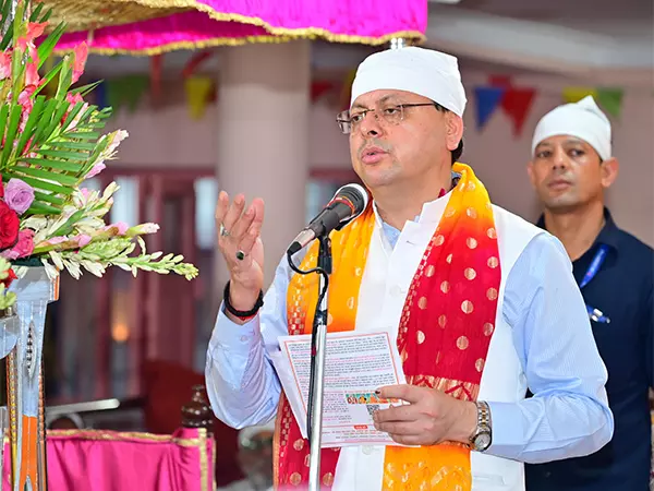 उत्तराखंड के सांस्कृतिक मूल्यों और जनसांख्यिकी के संरक्षण के लिए सरकार पूरी तरह प्रतिबद्ध: सीएम धामी उत्तराखंड के सांस्कृतिक मूल्यों और जनसांख्यिकी के संरक्षण के लिए सरकार पूरी तरह प्रतिबद्ध: सीएम धामी