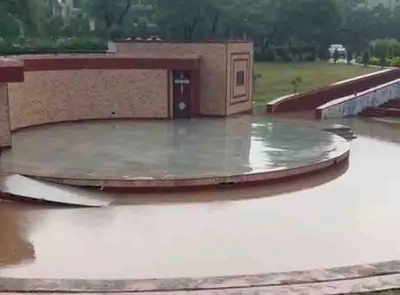 Chandigarh: उपेक्षित सेक्टर-48 एम्फीथिएटर अपने उद्घाटन समारोह का इंतजार कर रहा Chandigarh: उपेक्षित सेक्टर-48 एम्फीथिएटर अपने उद्घाटन समारोह का इंतजार कर रहा