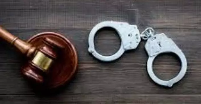 संरक्षित खैर की लकड़ी की तस्करी के आरोप में Kollam में तीन गिरफ्तार संरक्षित खैर की लकड़ी की तस्करी के आरोप में Kollam में तीन गिरफ्तार