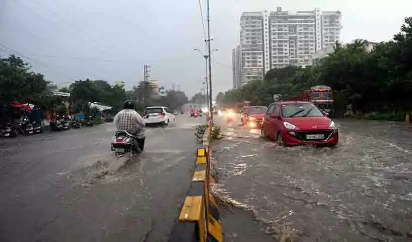 Hyderabad में मौसम की सबसे अधिक बारिश दर्ज, बंजारा हिल्स में 124 मिमी बारिश Hyderabad में मौसम की सबसे अधिक बारिश दर्ज, बंजारा हिल्स में 124 मिमी बारिश