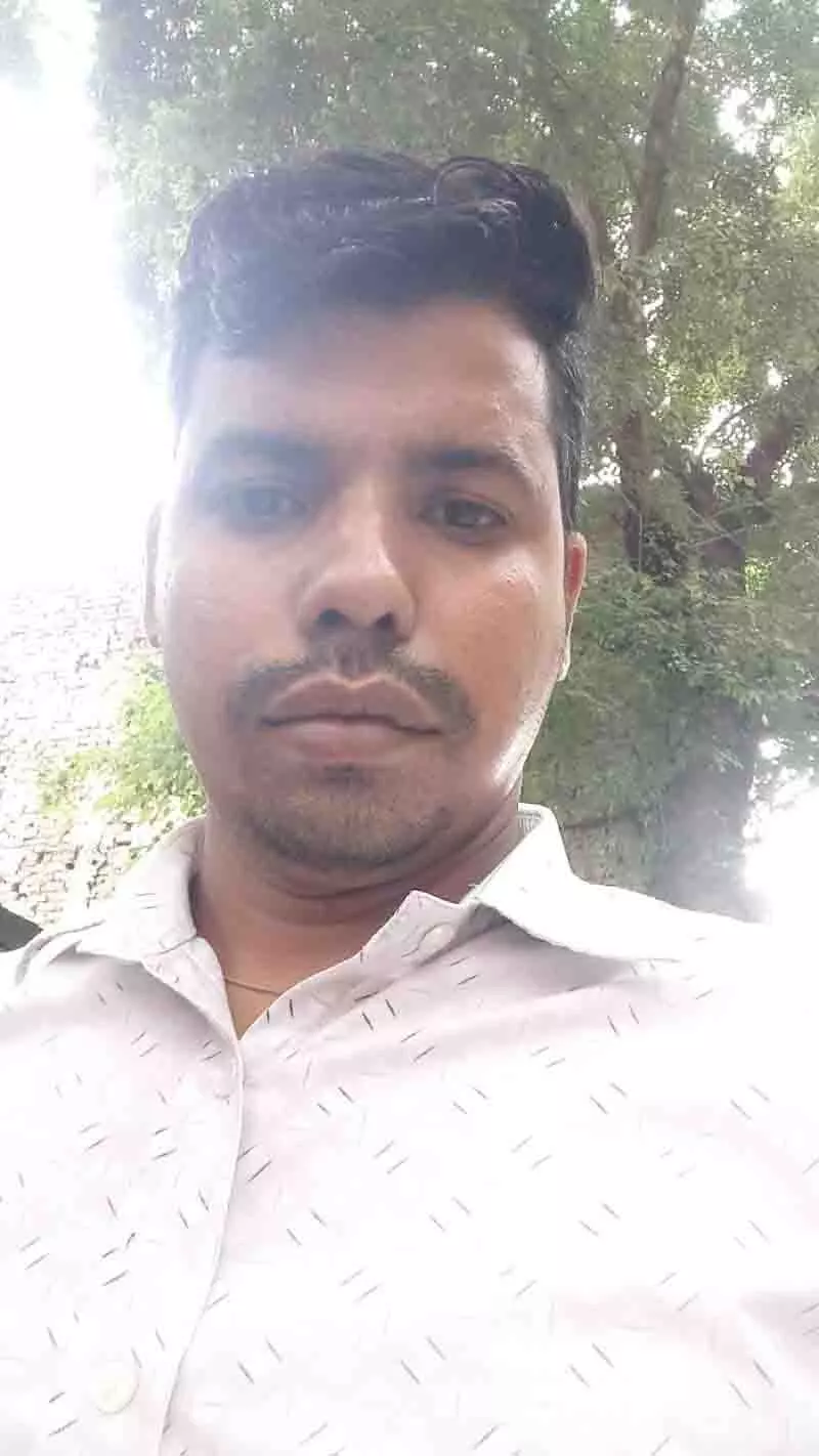 पुलिस चौकी के पास डिलीवरी मैन से मारपीट, बाइक लूटी, 12 दिन बाद FIR दर्ज पुलिस चौकी के पास डिलीवरी मैन से मारपीट, बाइक लूटी, 12 दिन बाद FIR दर्ज