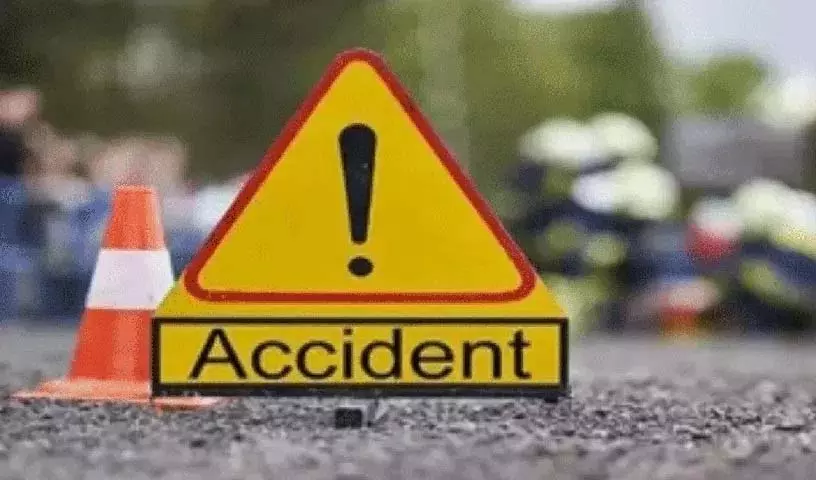 प्रज्ञापुर के पास सड़क हादसा.. दो युवकों की मौत प्रज्ञापुर के पास सड़क हादसा.. दो युवकों की मौत