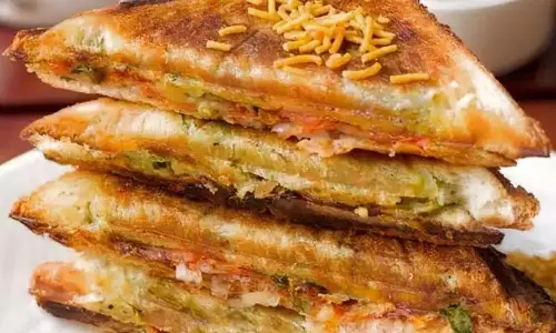 Masala Toast Sandwich: इस स्वादिष्ट व्यंजन का आनंद लें